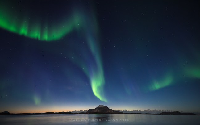 Nordlysfotoworkshop i Lofoten. ©Bjørn Joachimsen.